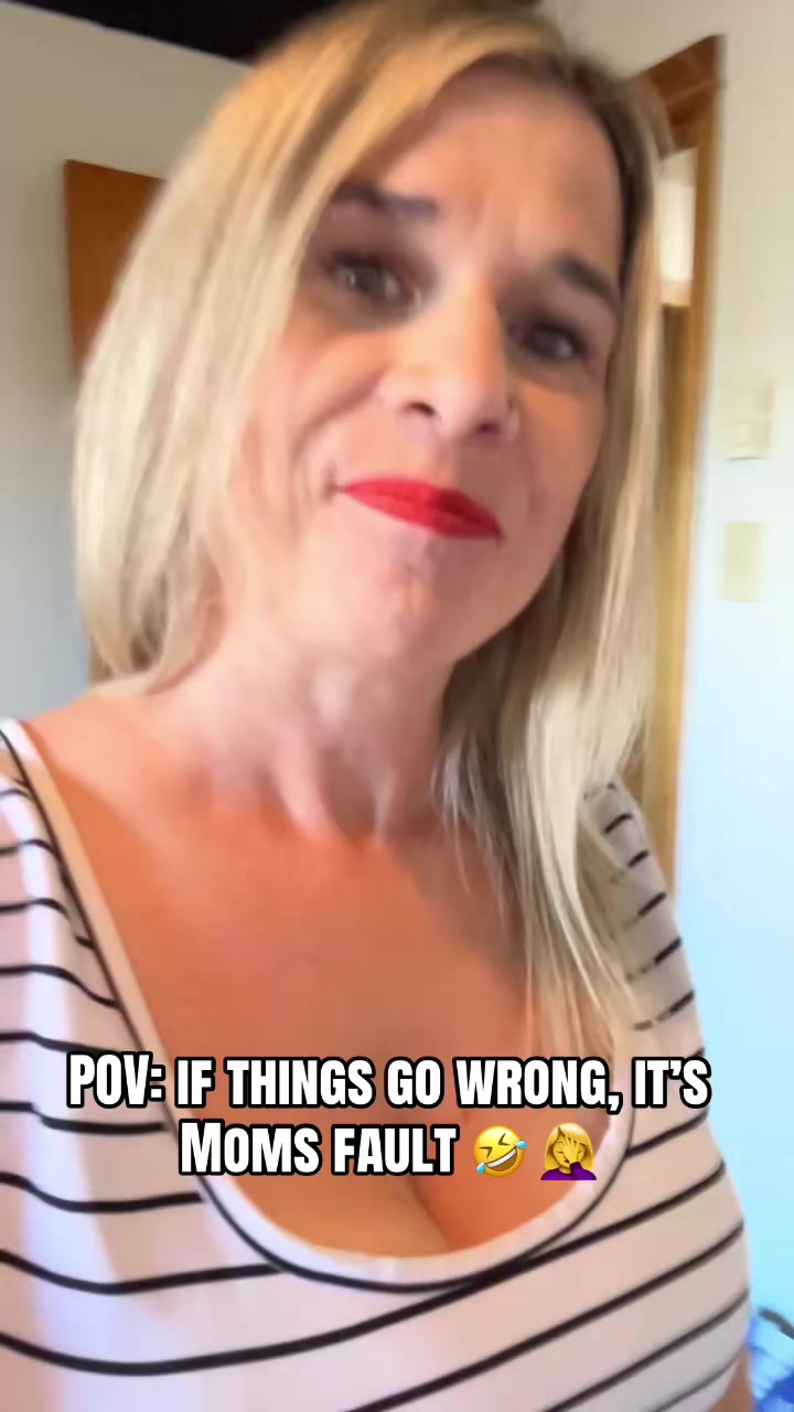 @Hotmomvibes