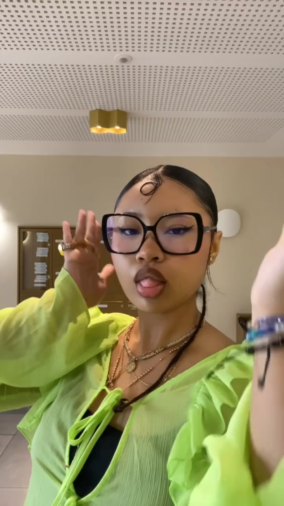 @NANA🧛🏽♀️