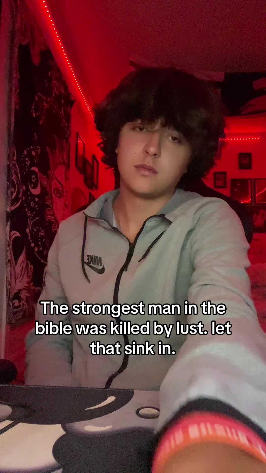 @T