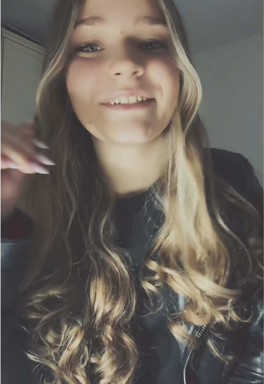 @💫