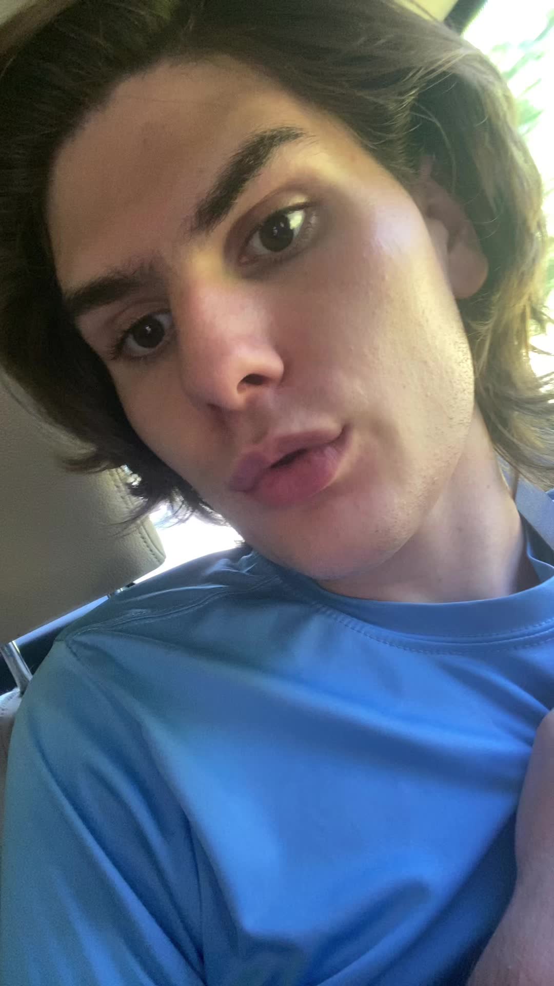 @hennesseynickelson