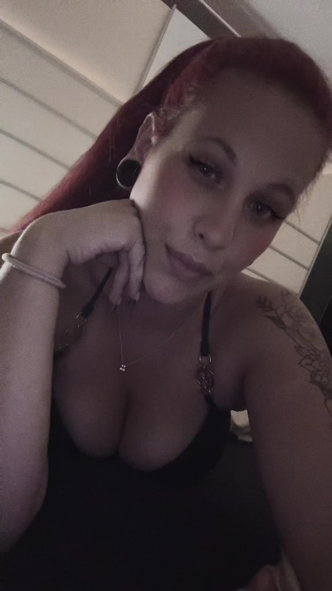 @Vivi😈