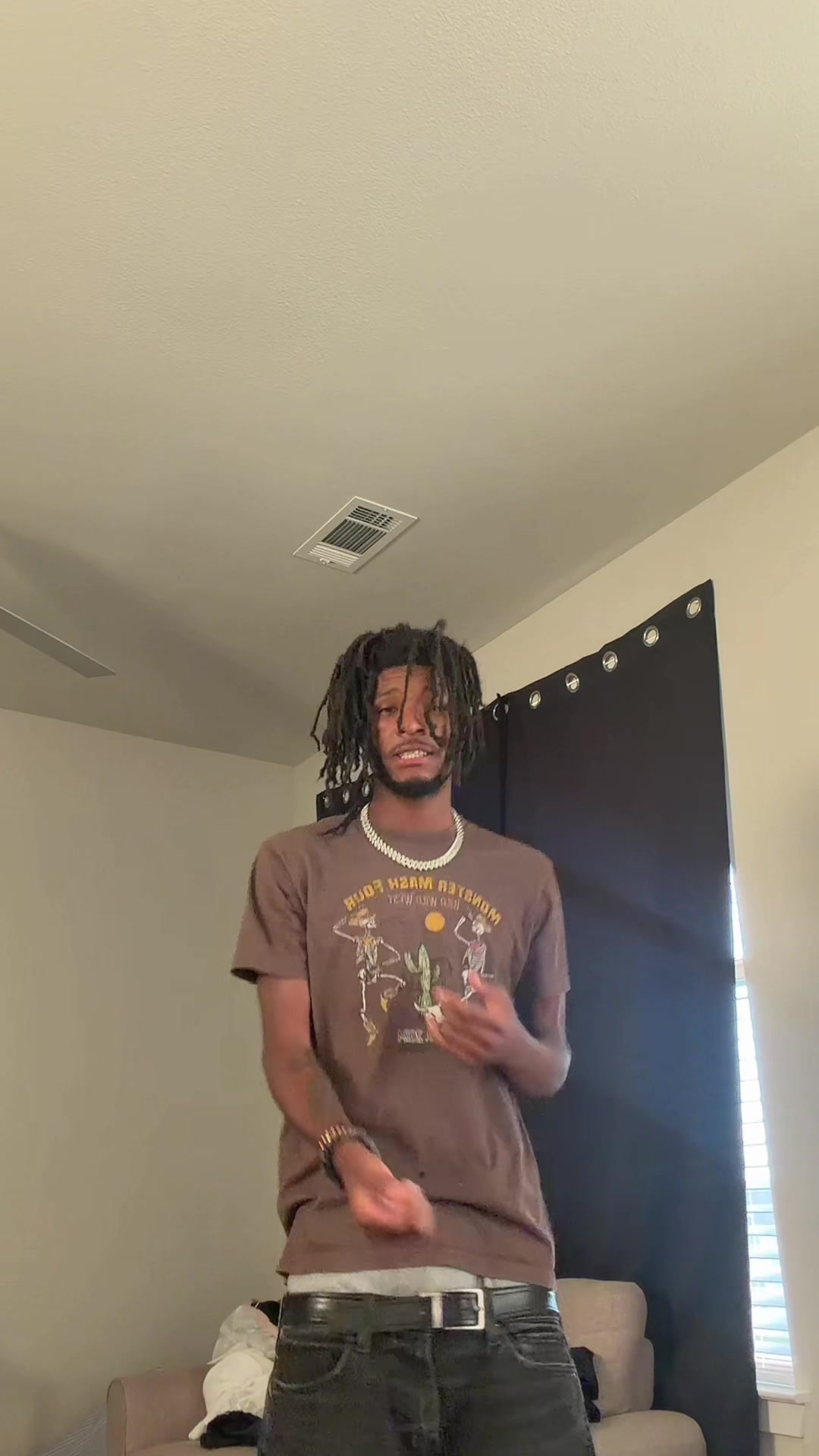 @teestillindatrench