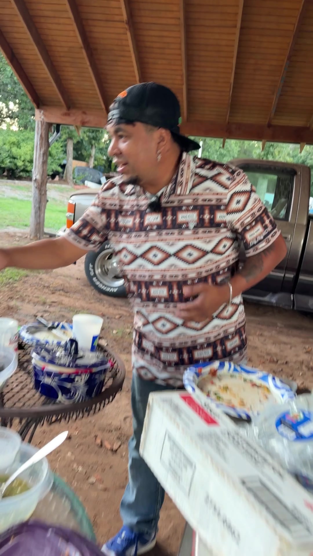 @T&iacute;o Chivalo