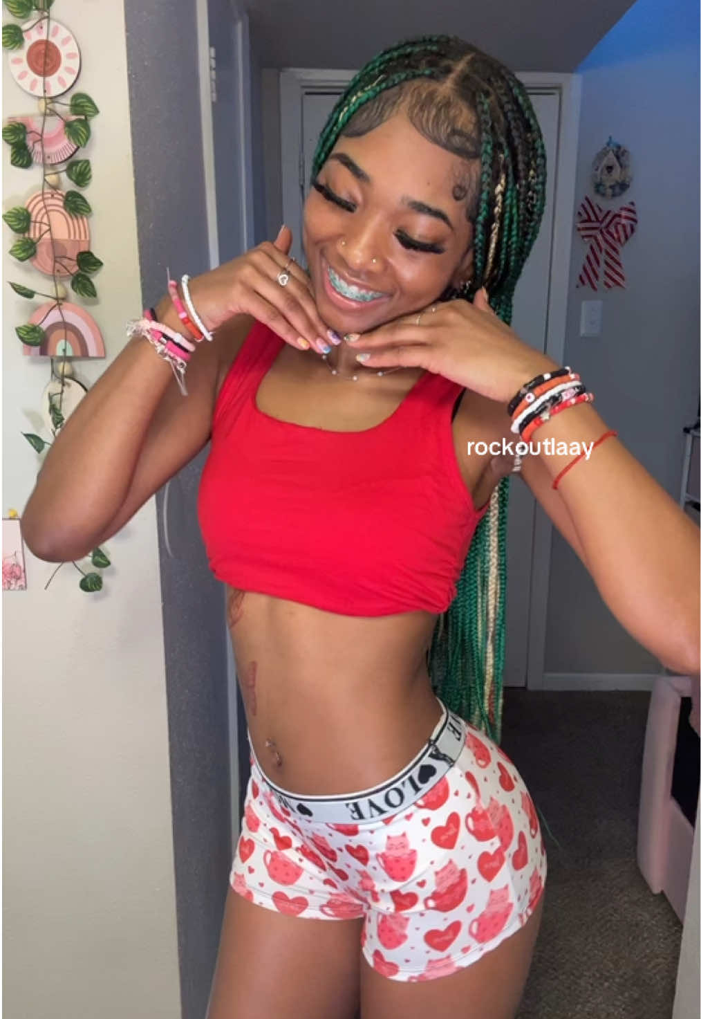 @rockoutlaay