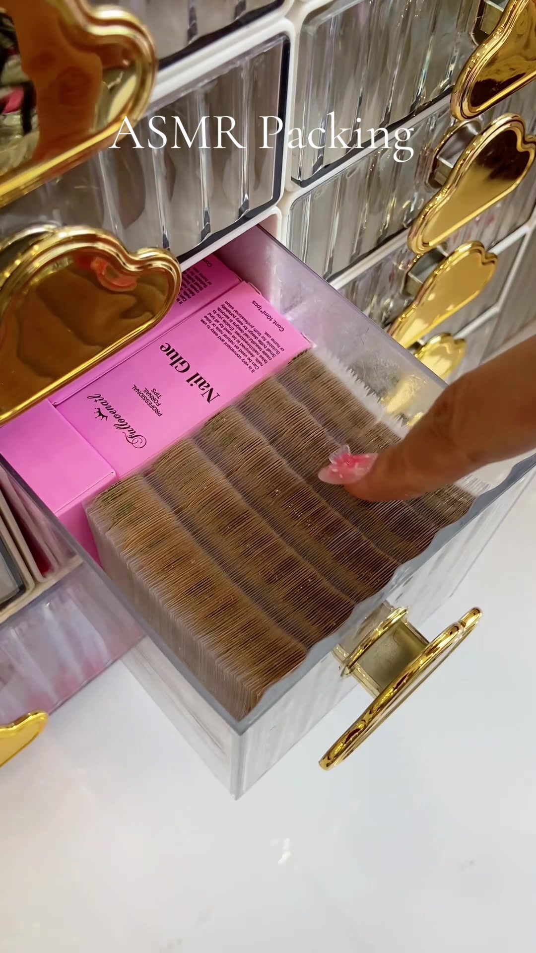 @Fullovenail