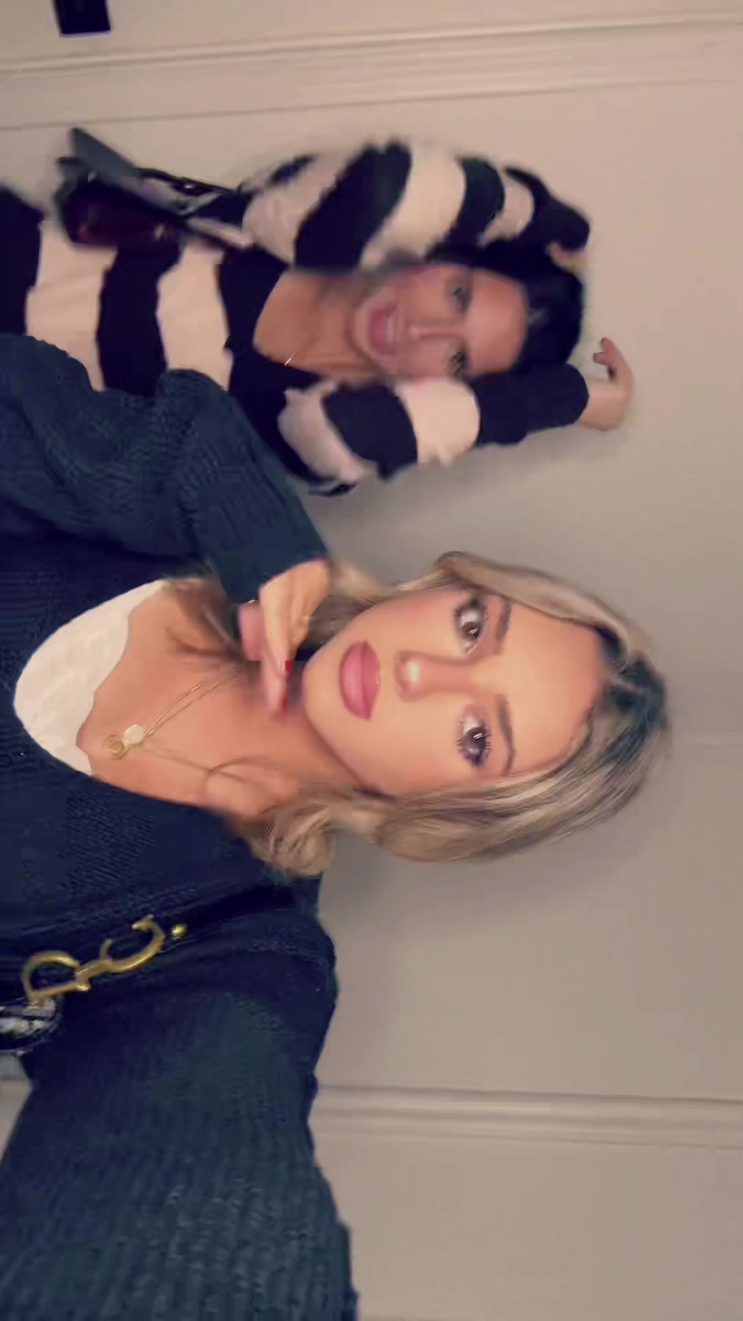 @anika