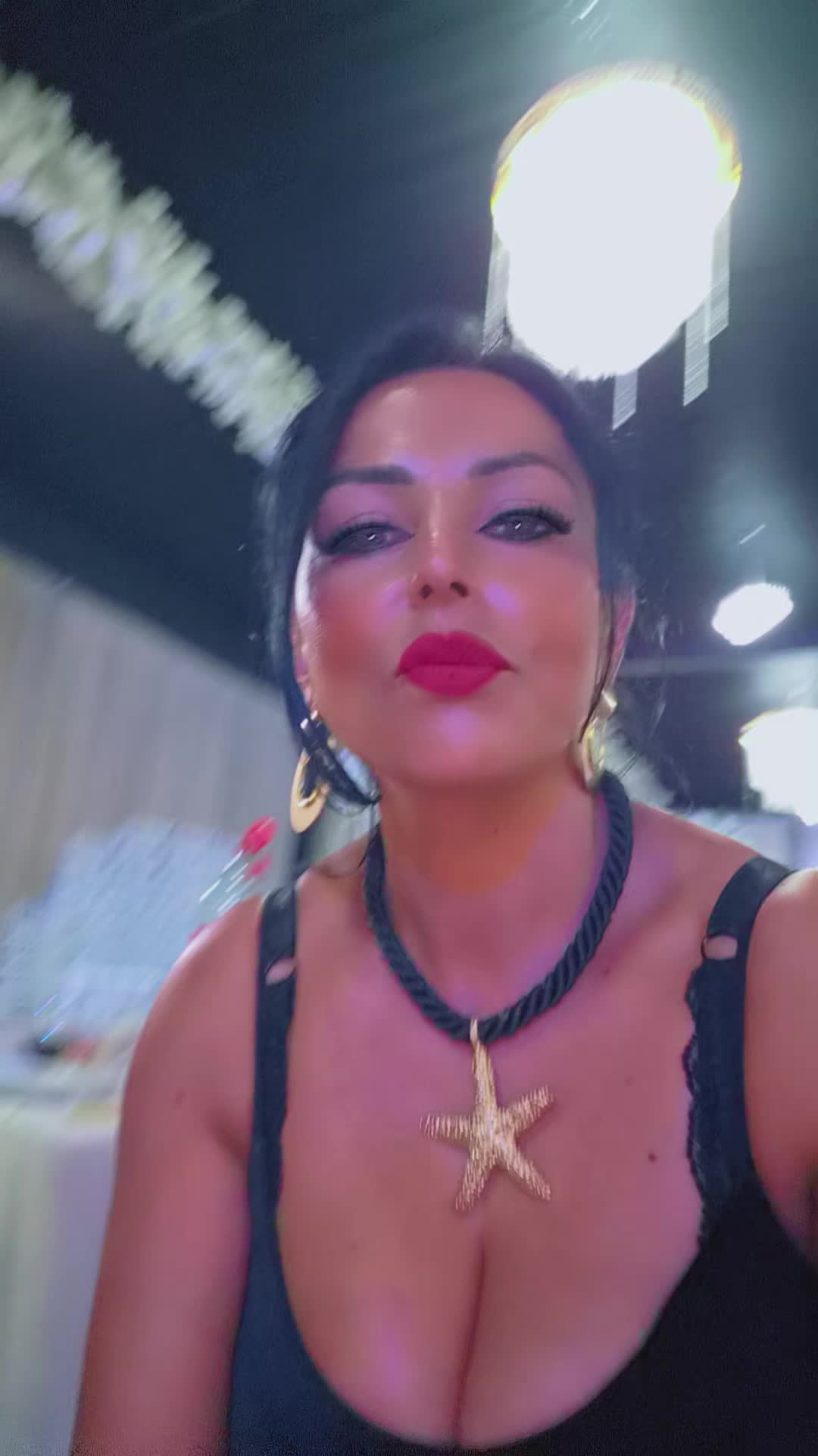 @melodie ❤️ ❤️ ❤️ 💋💋⚘️⚘️