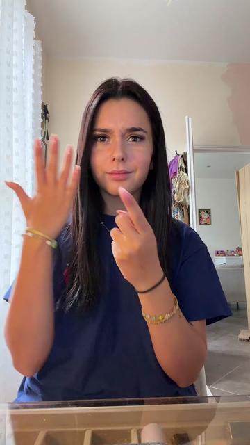 @Lenaax 🍒
