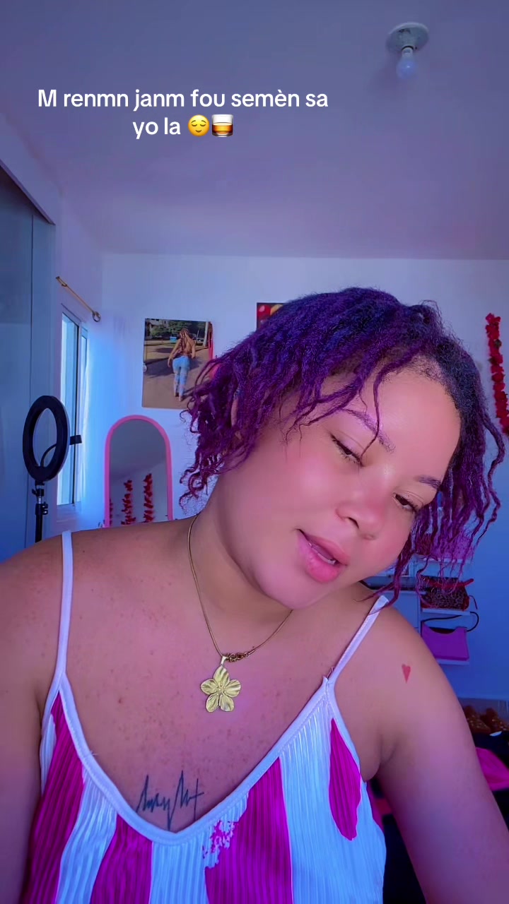 @Chica loca 🖤🖤🇭🇹
