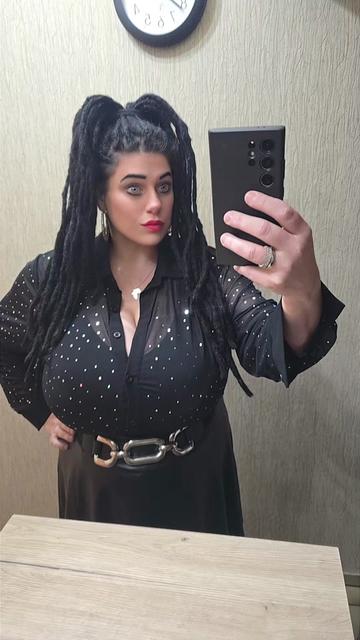 @Nadine Anna Ebanga Meyanga