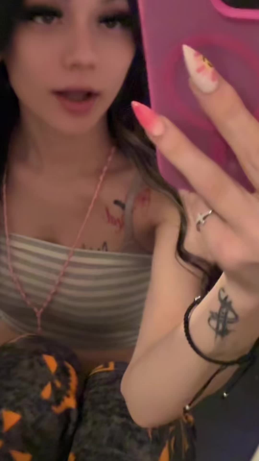 @yurfavoritesnowbunnyy