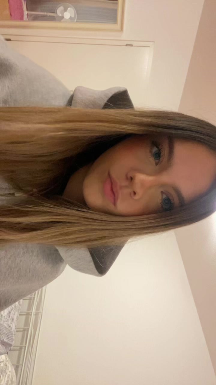 @Lara🇺🇸🇮🇹