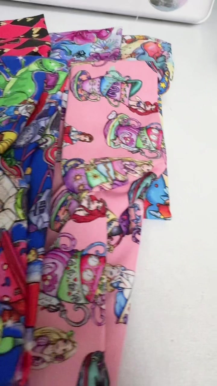 @NikkolieCrafts