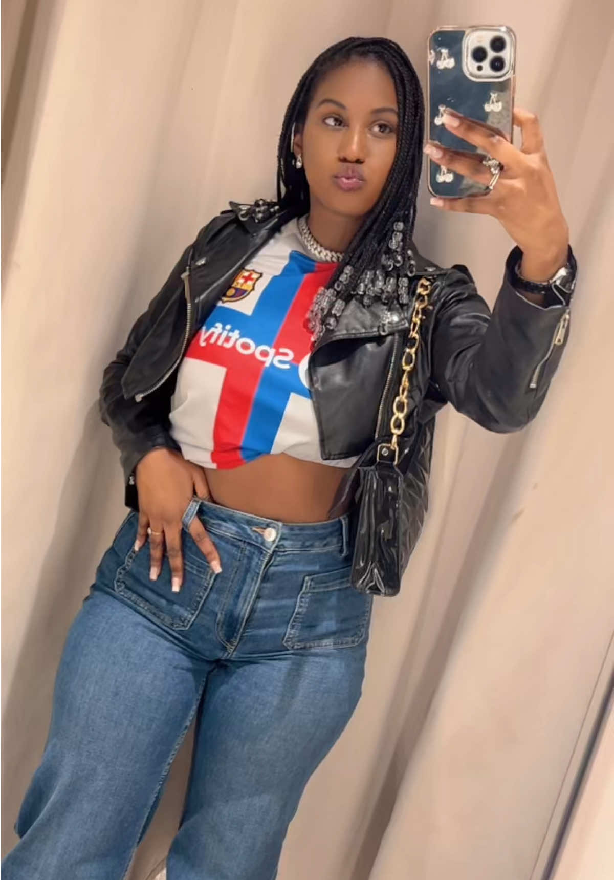 @Vi 🇨🇻