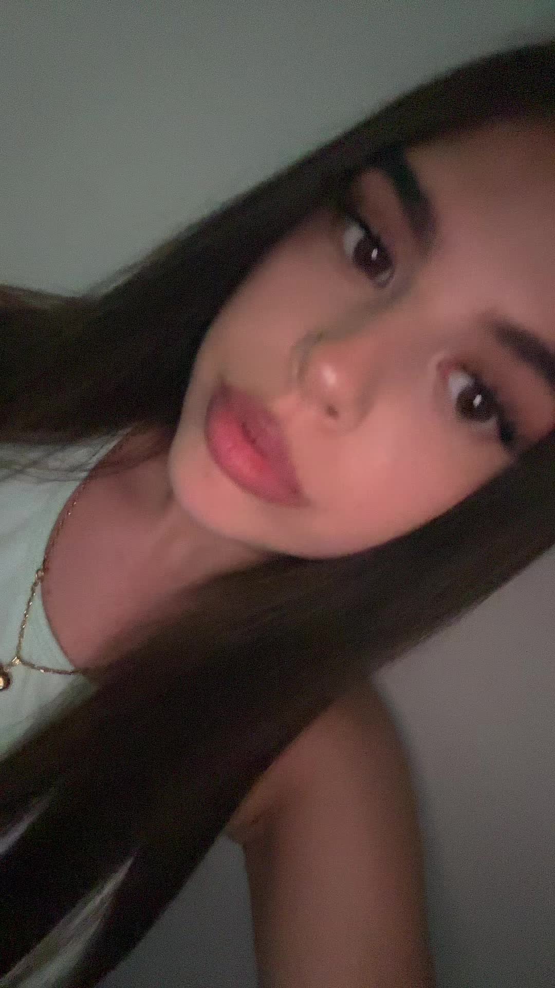 @tonia