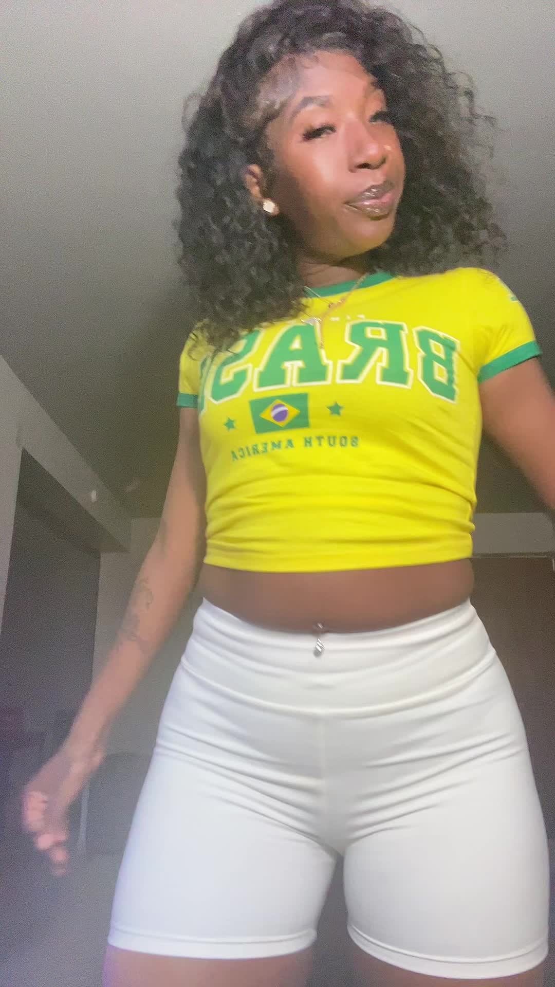@pradabay.
