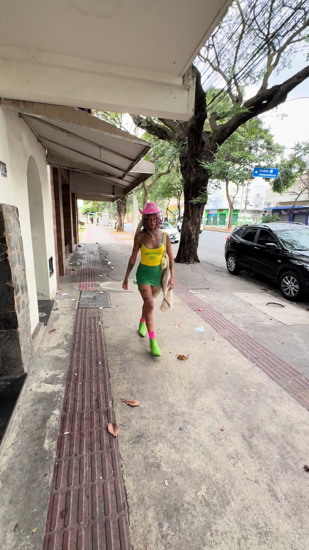 @efegodoy