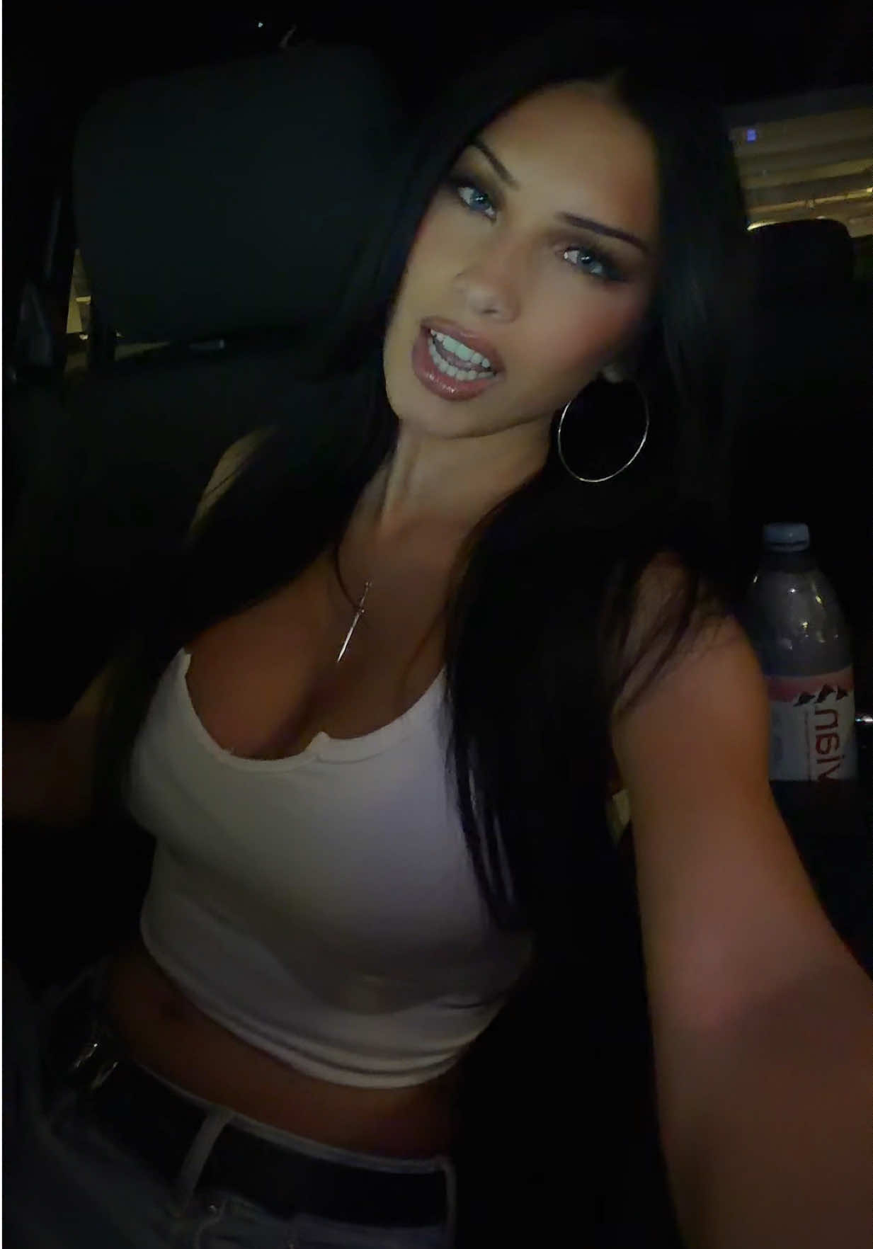 @Elle B