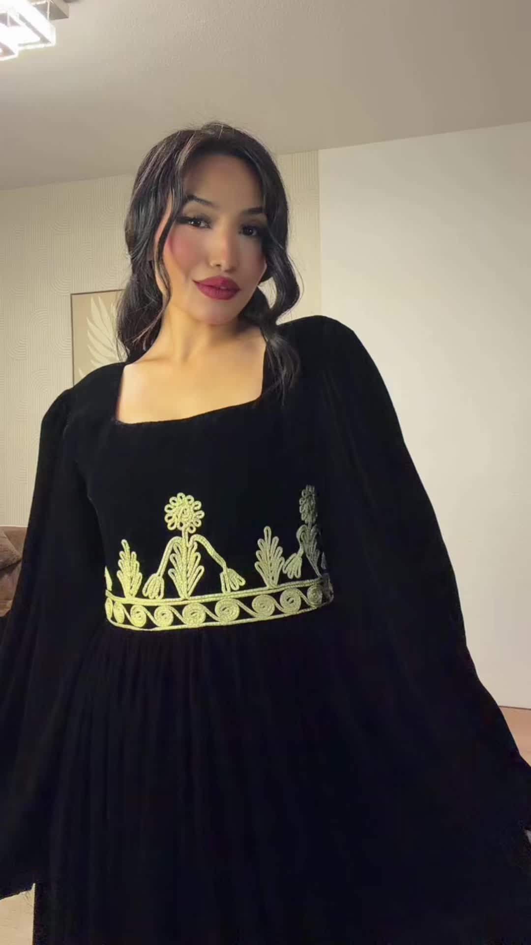 @r.zohi