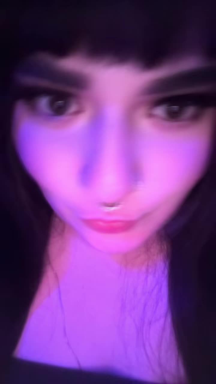 @Mochi🖤