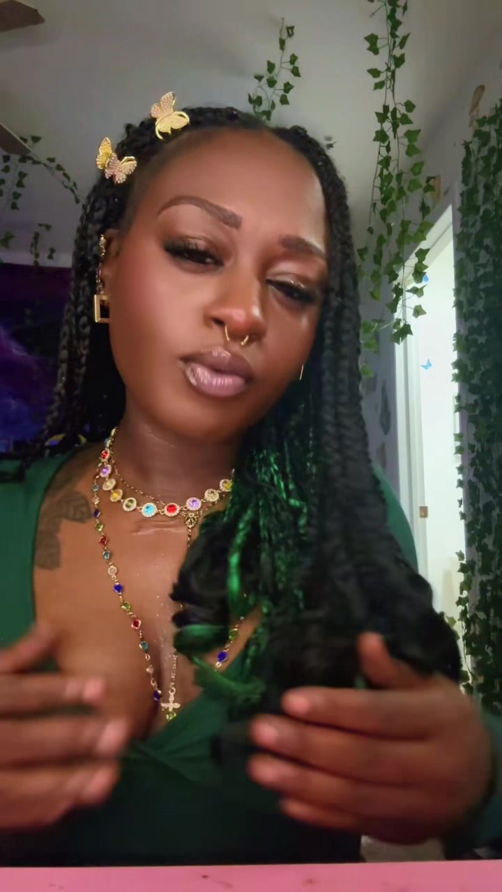 @🍫