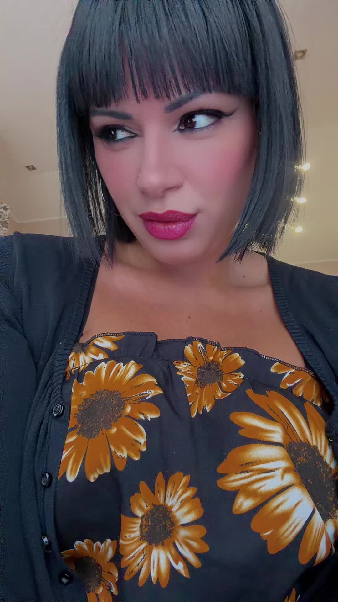 @❤️🌹🖤 ꪜꪖꪶꫀꪀꪻﺃꪀꪖ 🖤🌹