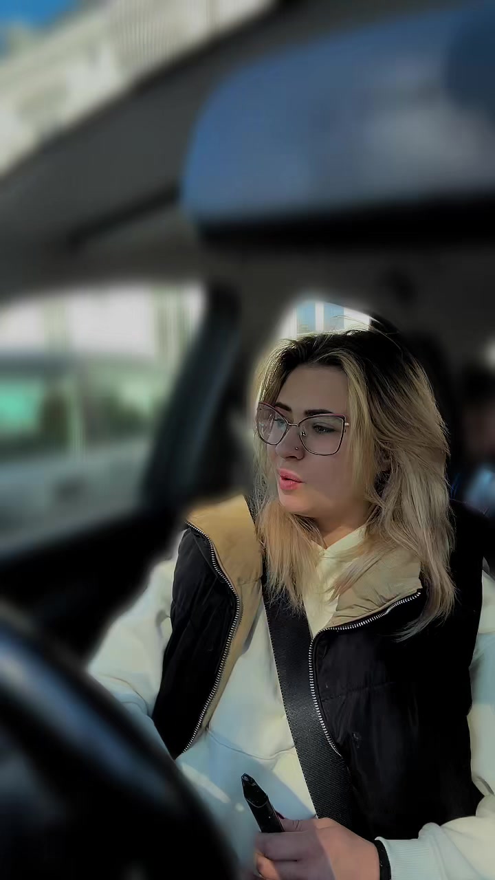 @Blondixx00🦋🔥