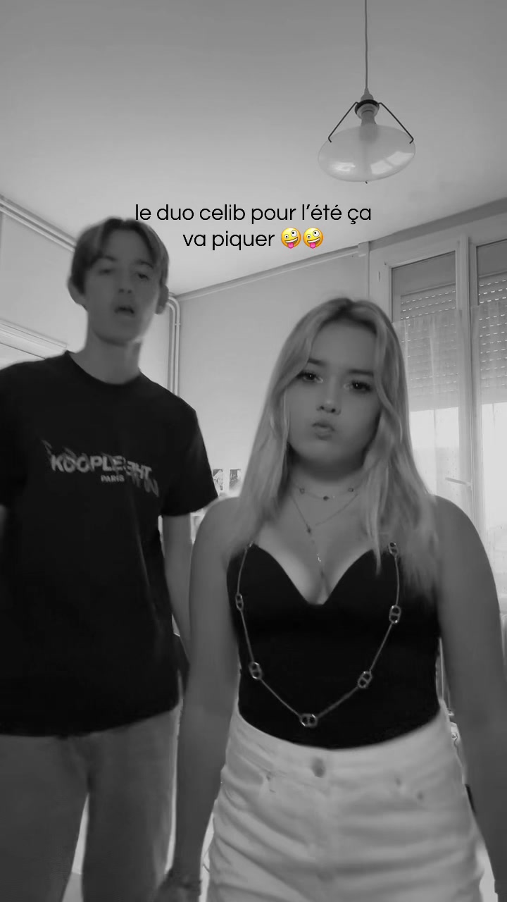 @𝐂𝐡𝐚𝐫𝐥𝐞̀𝐧𝐞💋