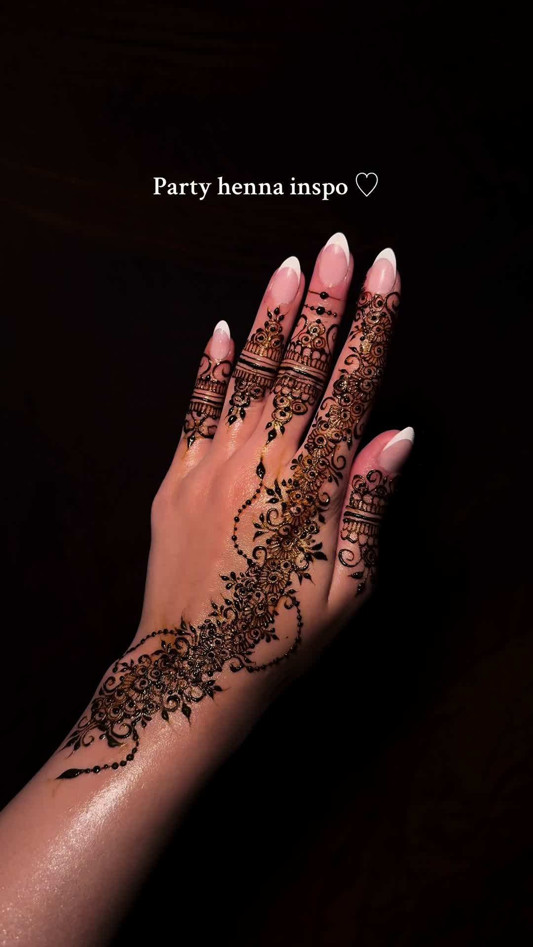 @Mehndibyaminahr