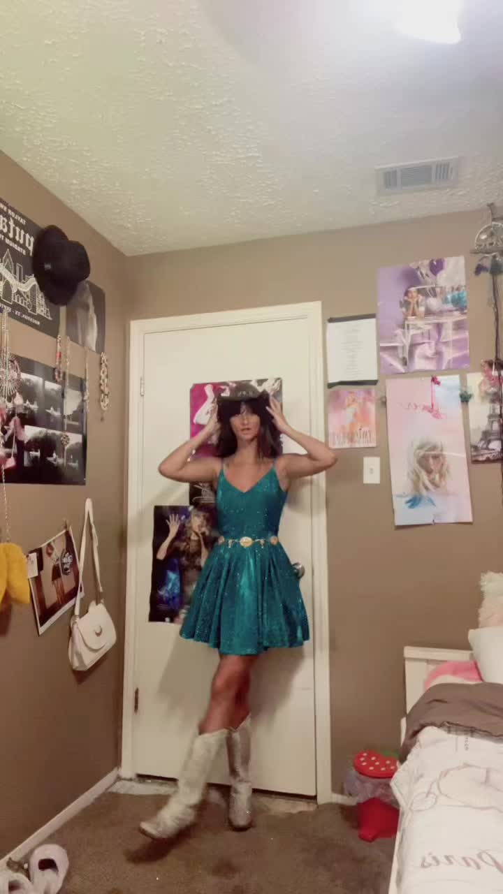 @the.life.of.a.showgirlts