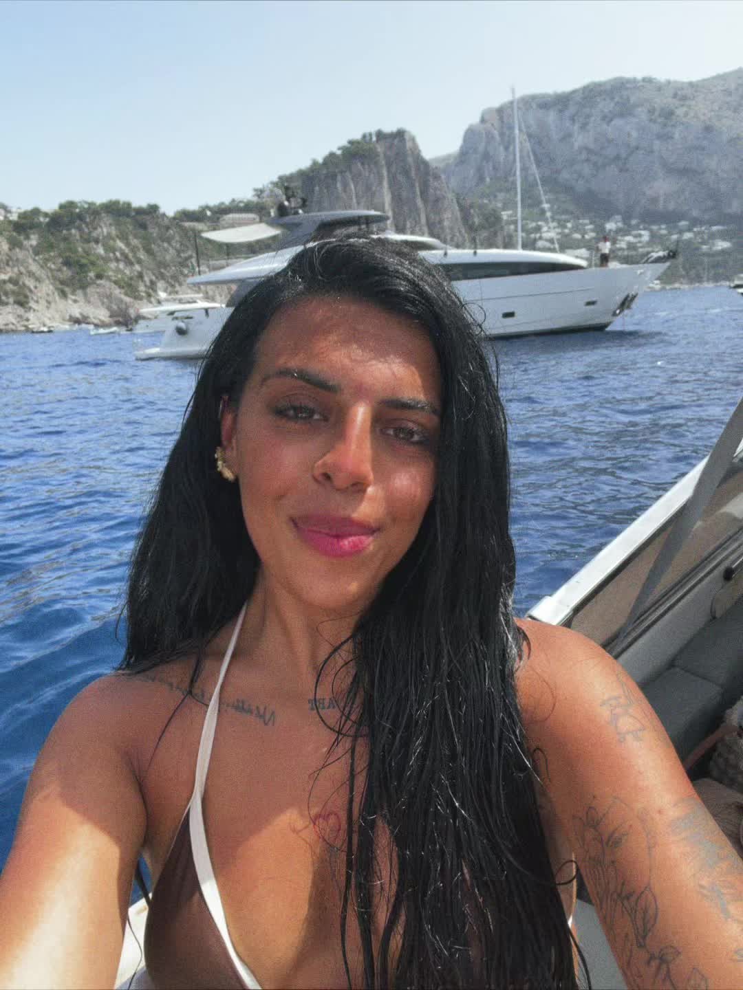 @Anna Sibylio