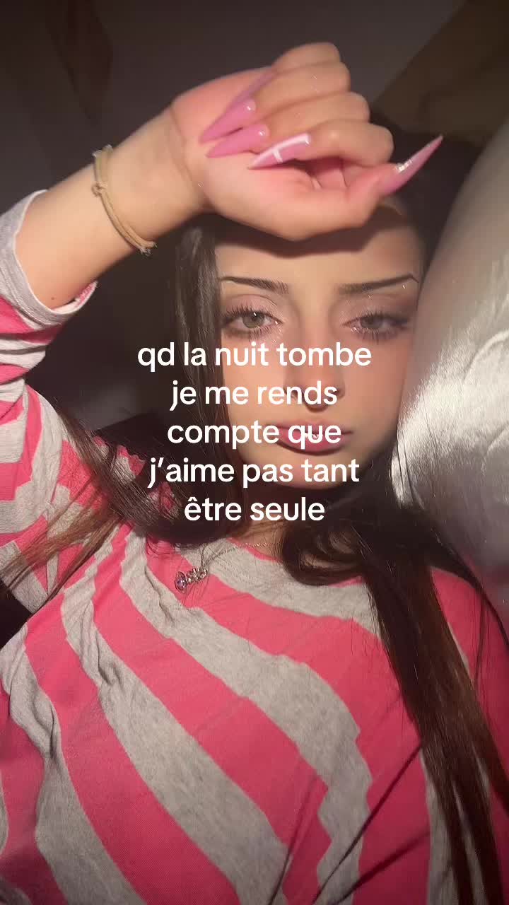 @🧫🛼🏩