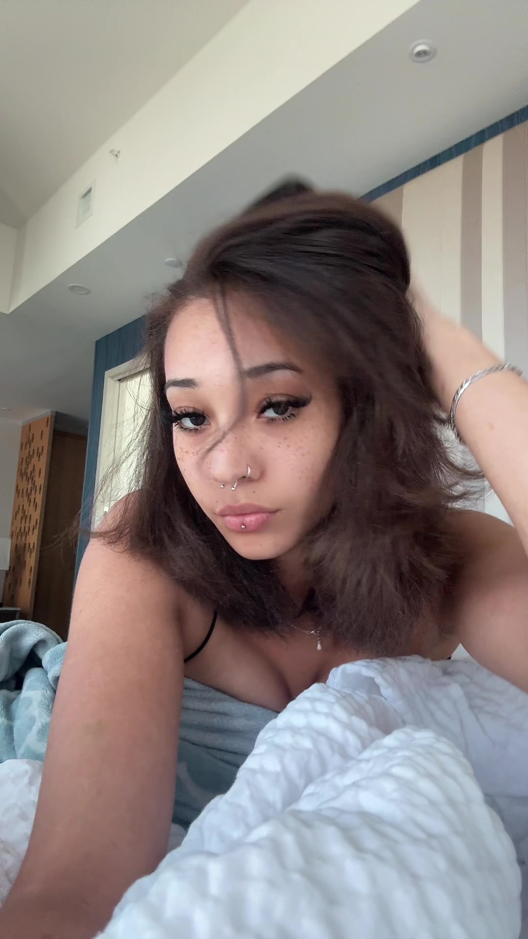 @AD