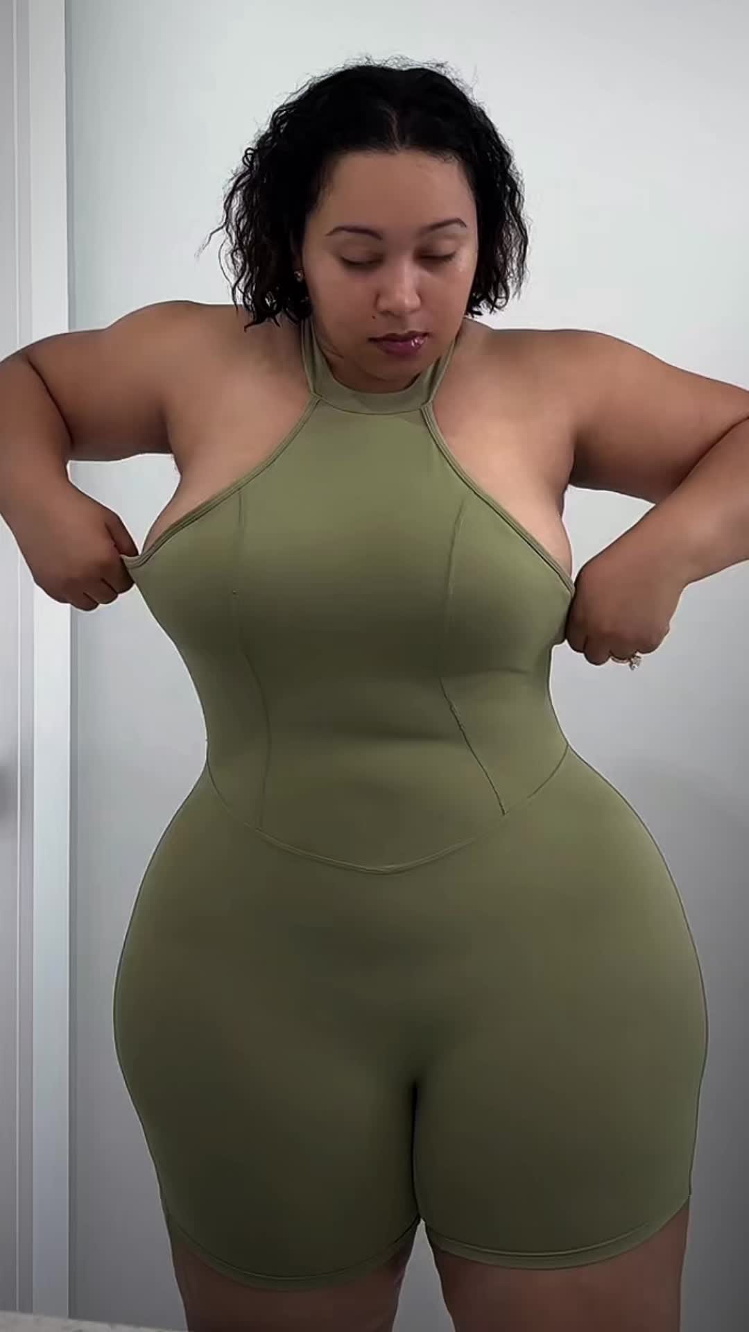 @YourAuntieMoe