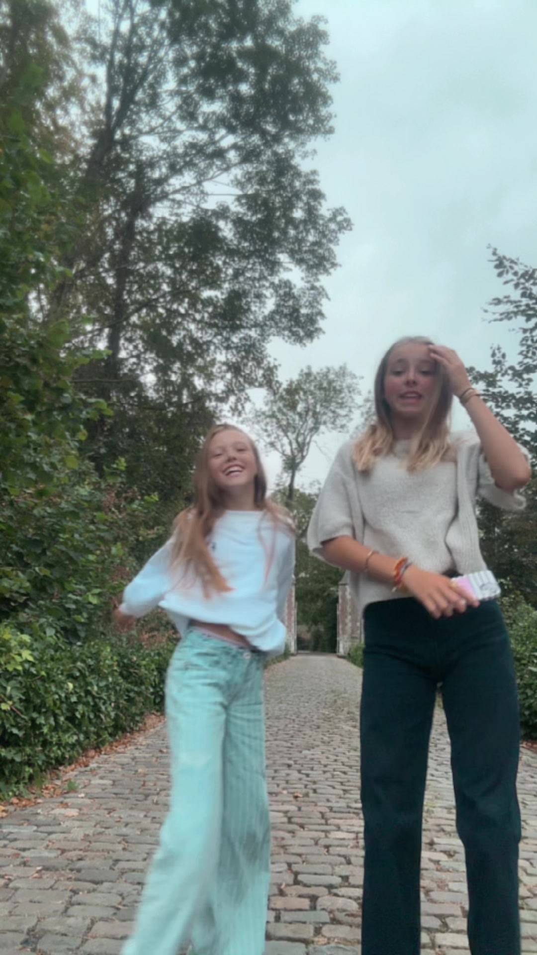 @𝐌𝐚𝐱𝐞𝐧𝐭𝐞 💫🧸🎞️
