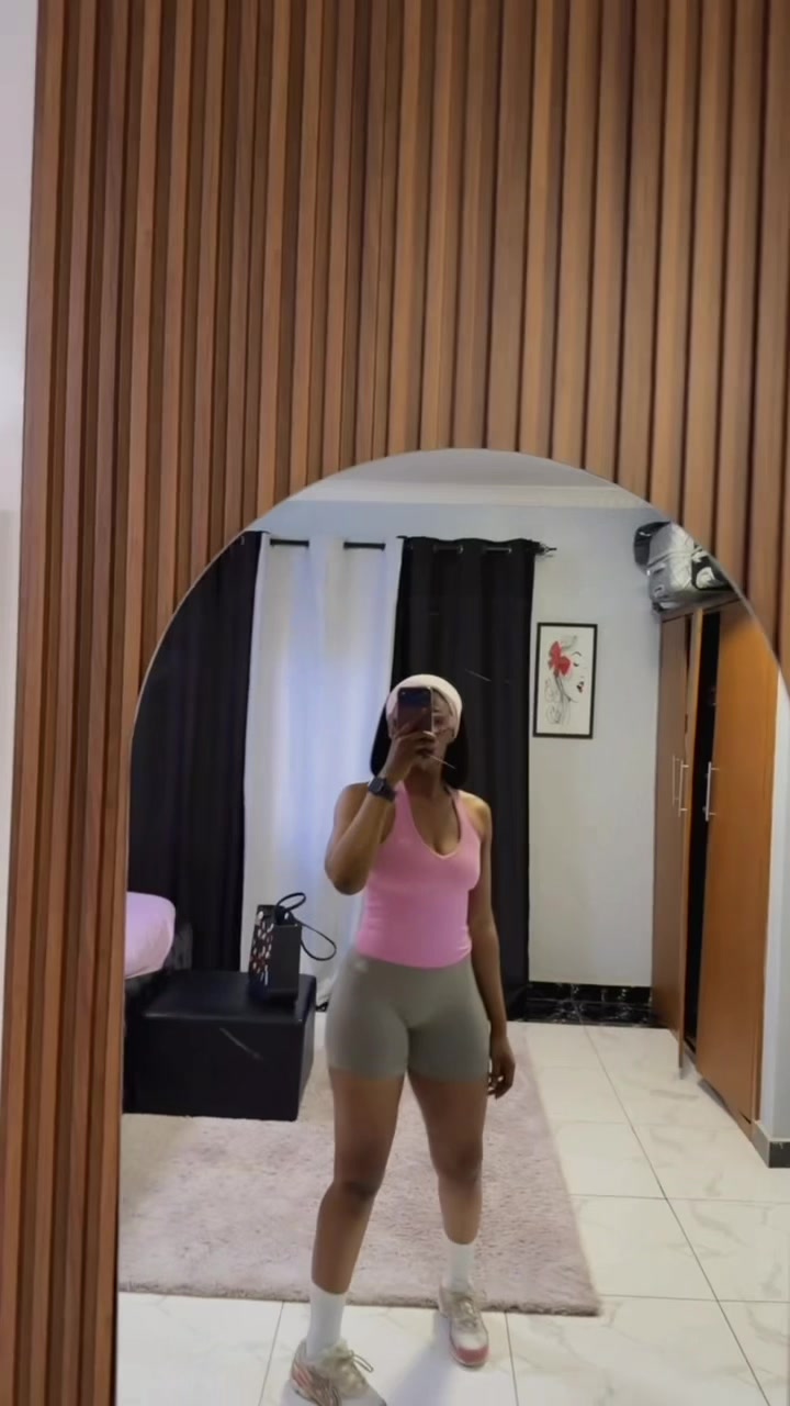 @_Mercedes❤️.