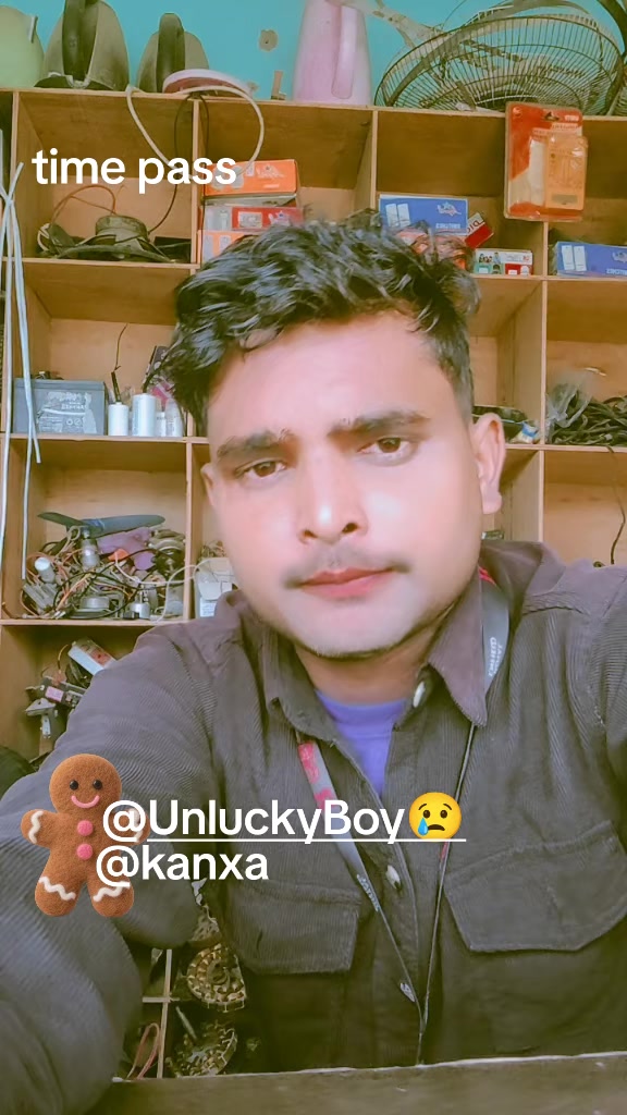 @Unlucky Boy😢