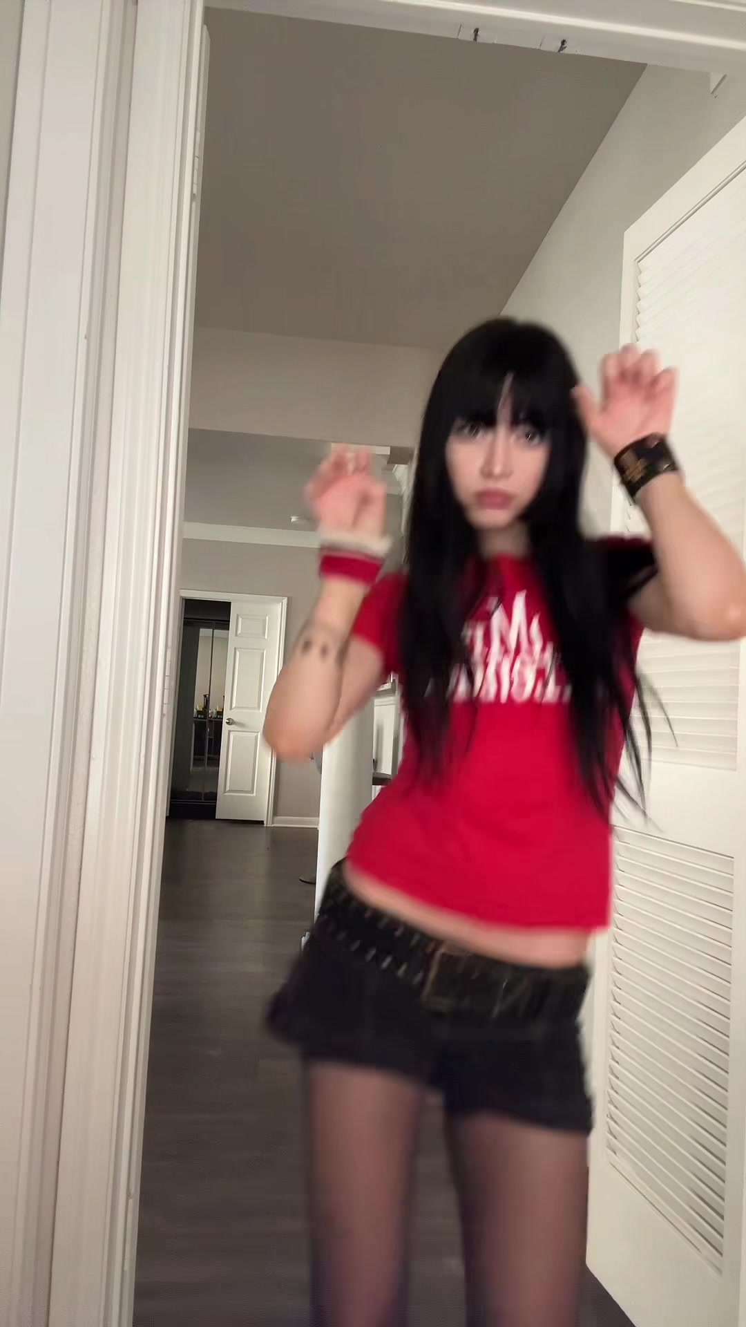 @Lanagram