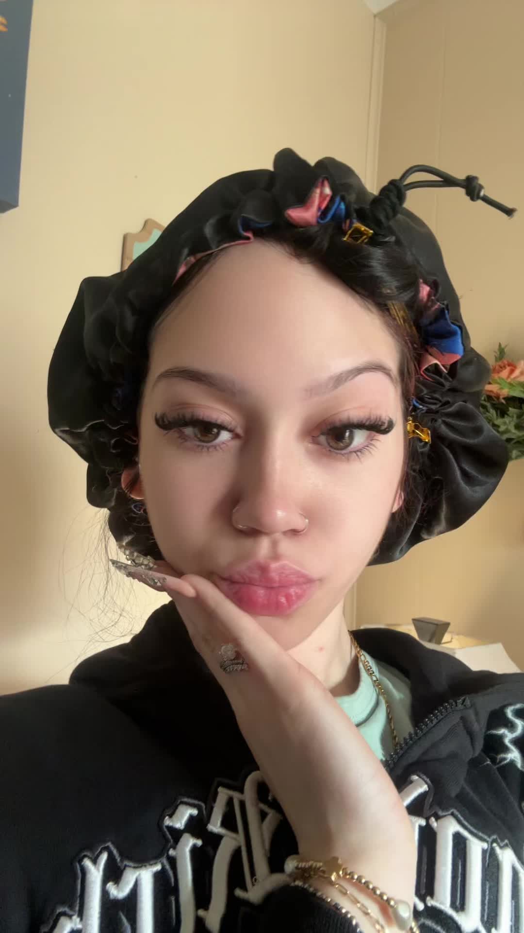 @Ms.IzzyDior💋