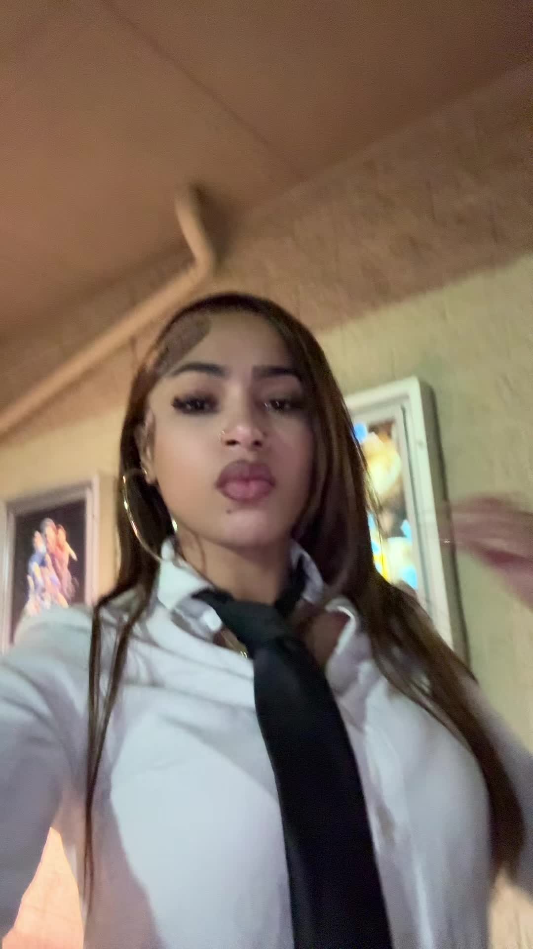 @lili 🤘🏽