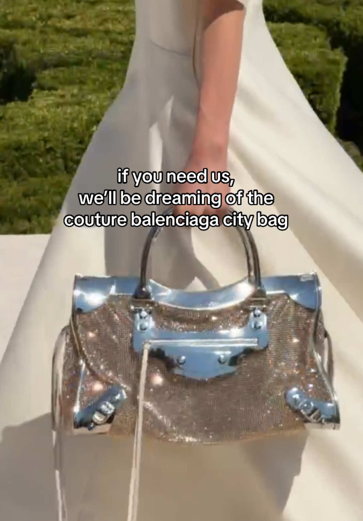 @Vogue