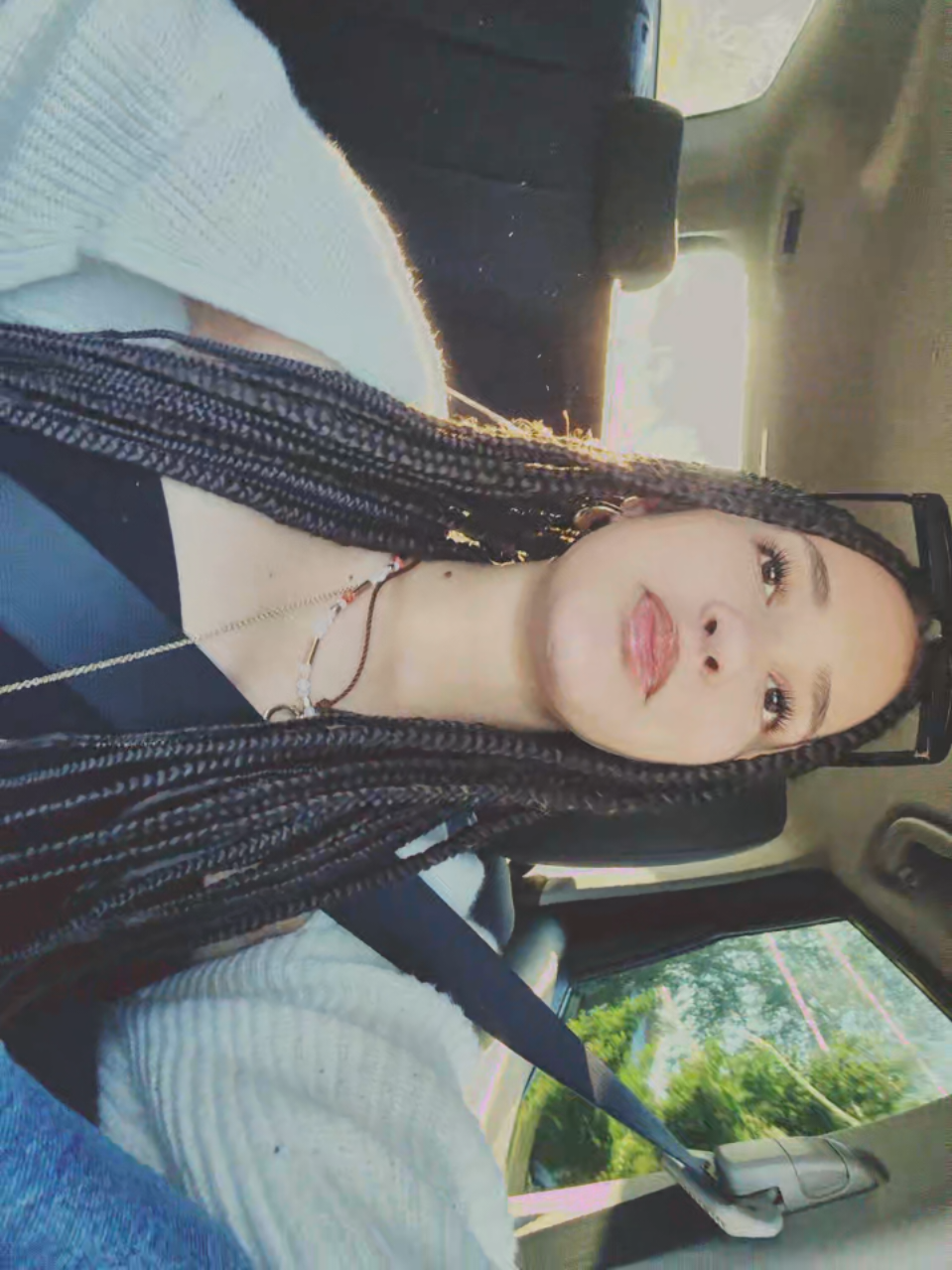 @aniya_22