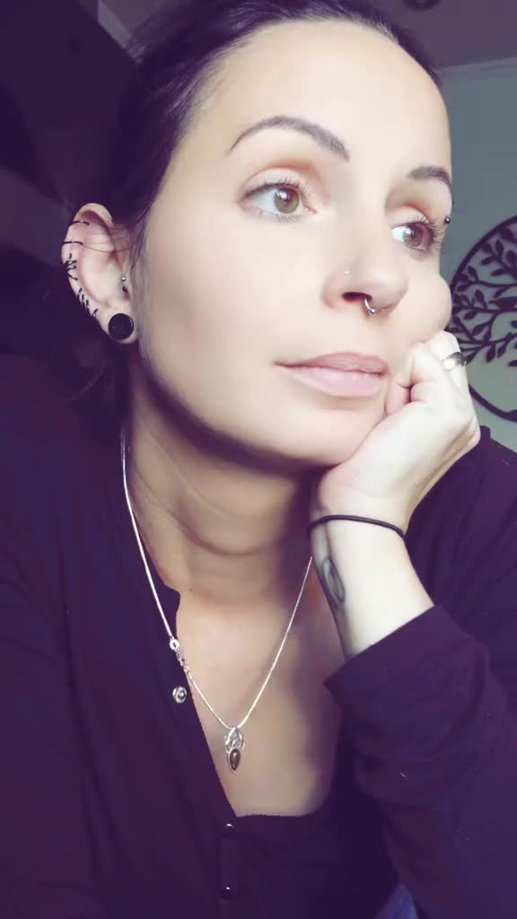 @Alice_1989