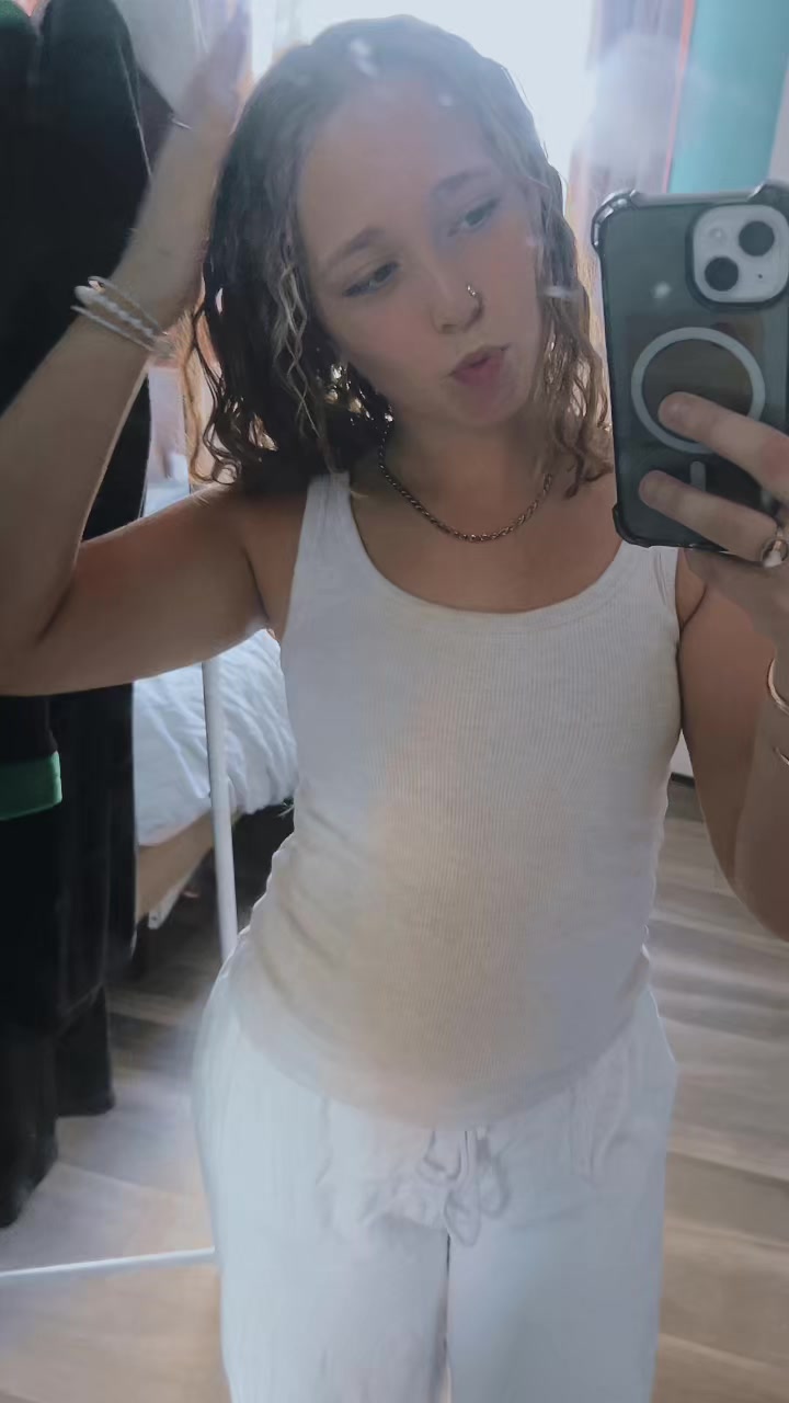 @༻ꨄ༺