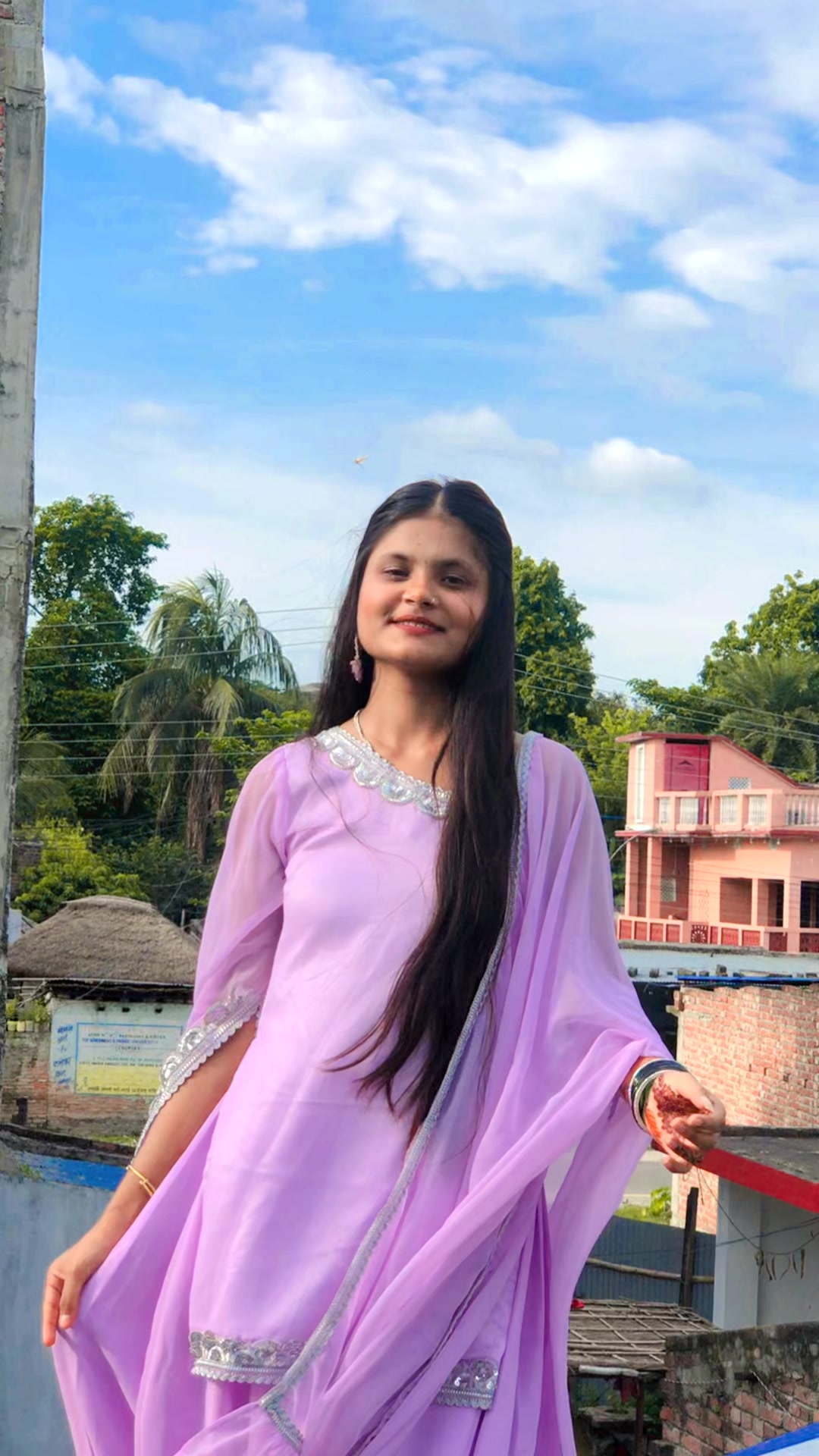 @DeSi girl 🤍❤️🩹