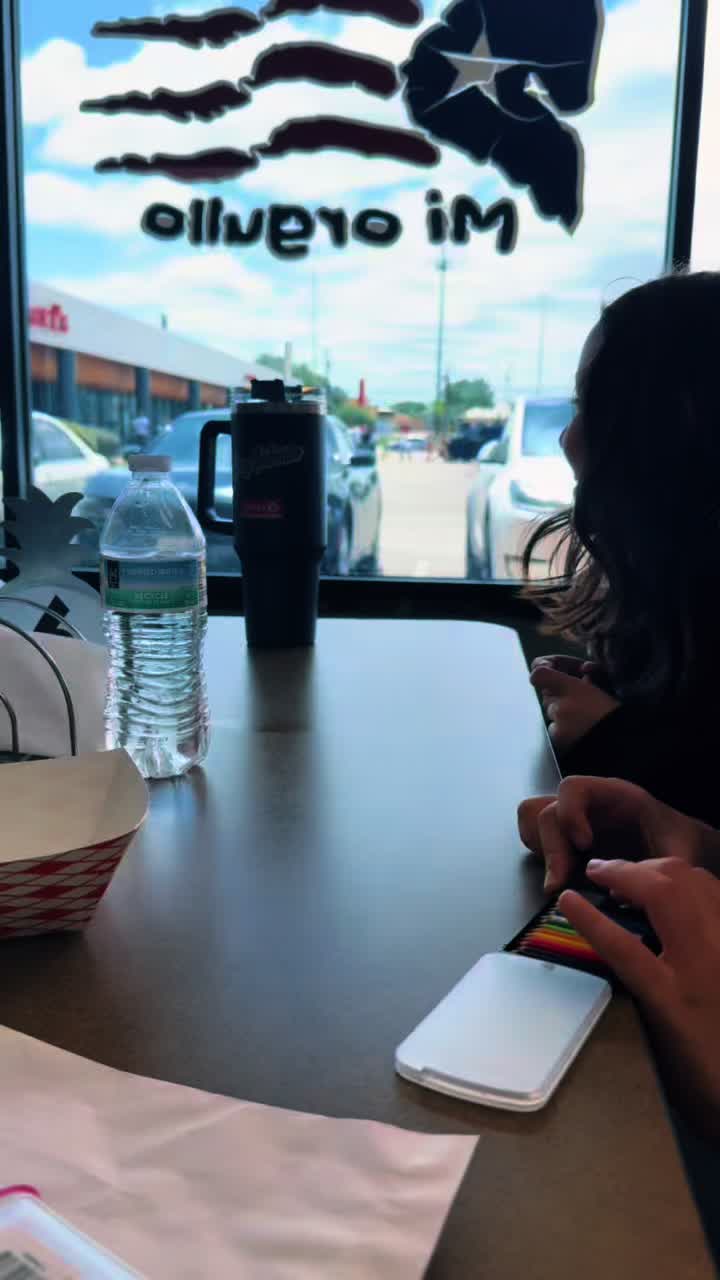 @K e l l y