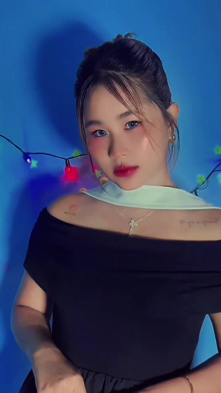 @💄Nang Htet 🫦👀