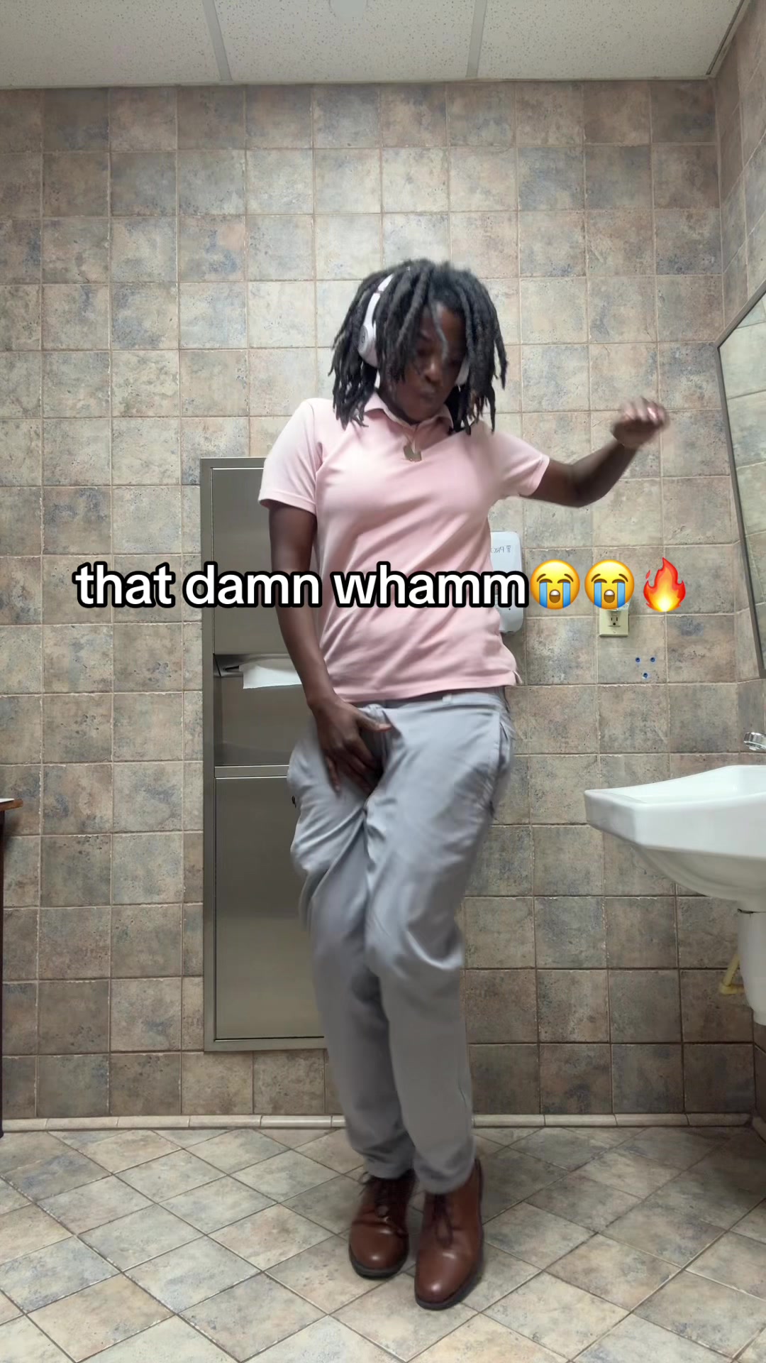 @ms.twirlthemhips 🤪