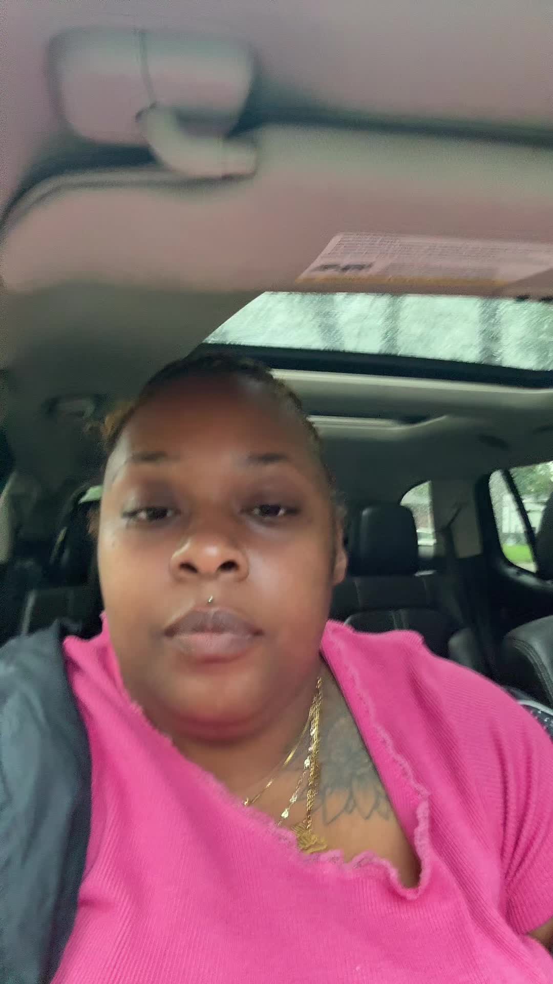 @ItsBritKNEE